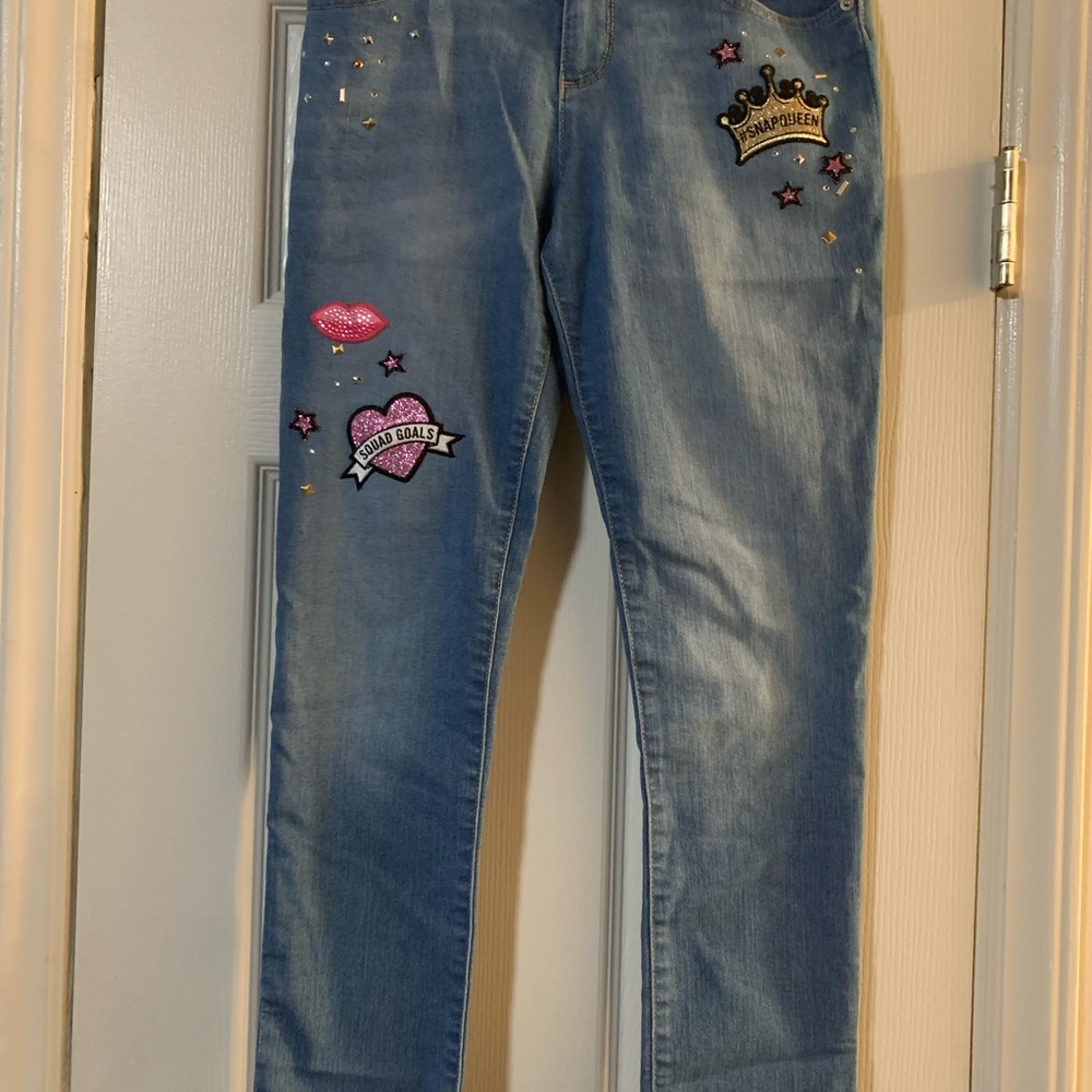 Children’s Place Girls Embellished Blue Jeans Size 12